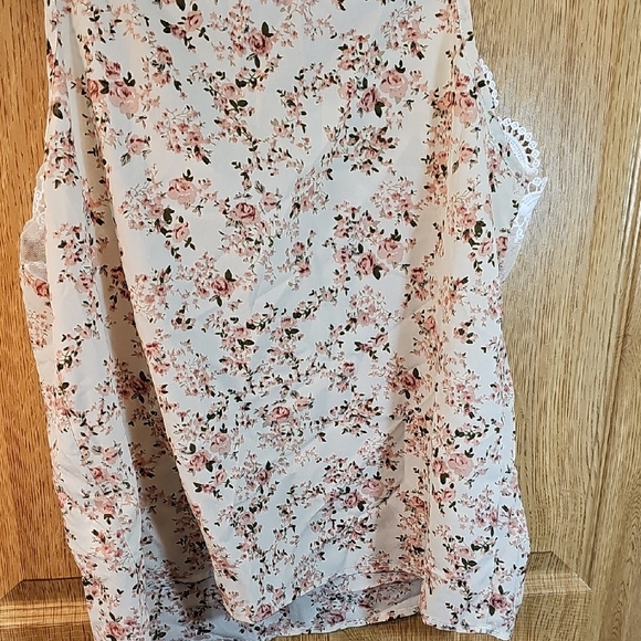 Cupshe Floral Lace Trim Camisole in Cream and Pink - Picture 8 of 8